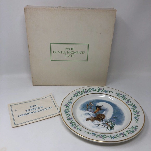 Wedgwood Decorative Plate Avon 1975 Gentle Moments Swan Enoch 8.75" Collectible - Picture 1 of 12
